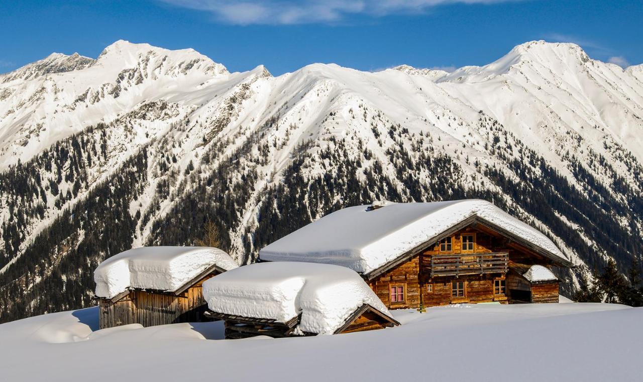 Naturhotel Huettenwirt Im Grossarltal Hüttschlag Екстериор снимка
