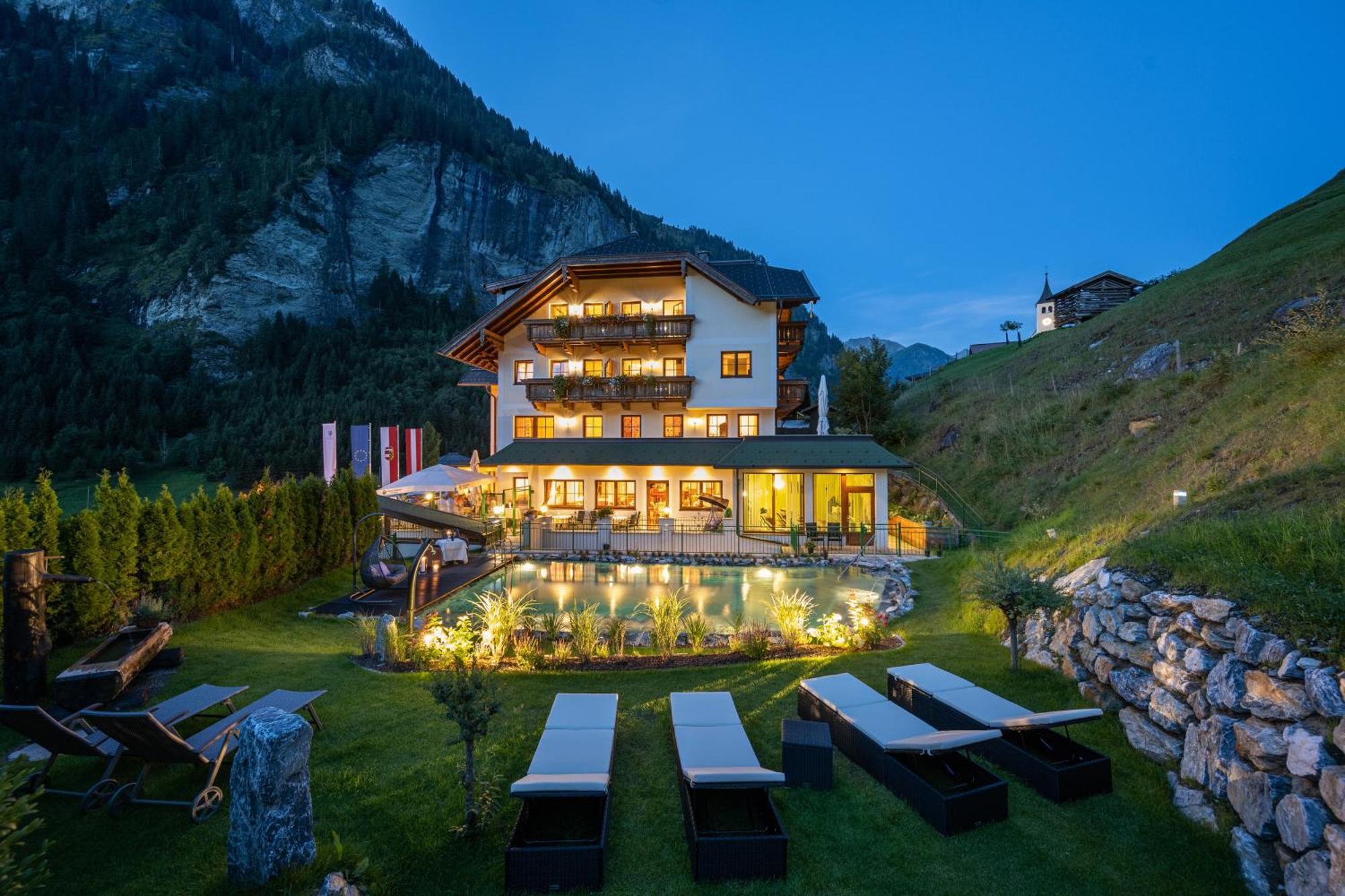 Naturhotel Huettenwirt Im Grossarltal Hüttschlag Екстериор снимка